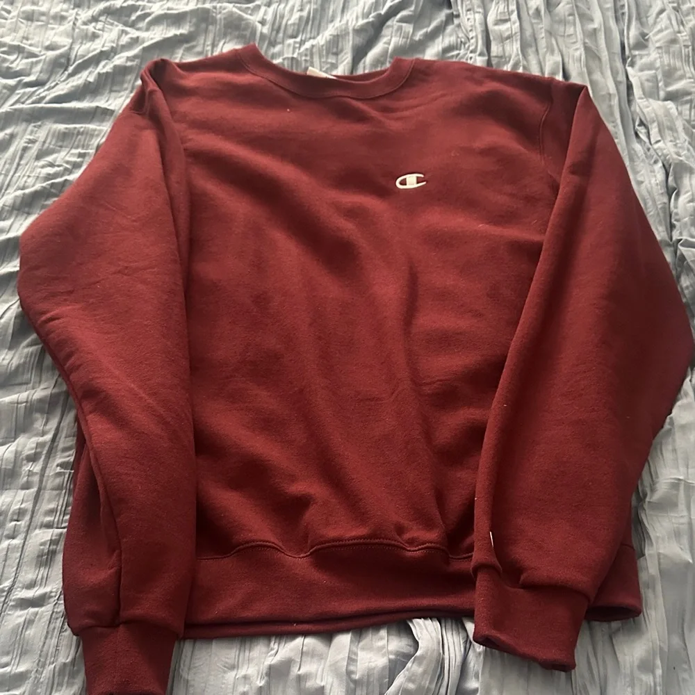 Champion Burgundy Crewneck Sweatshirt - Picture 1 of 3